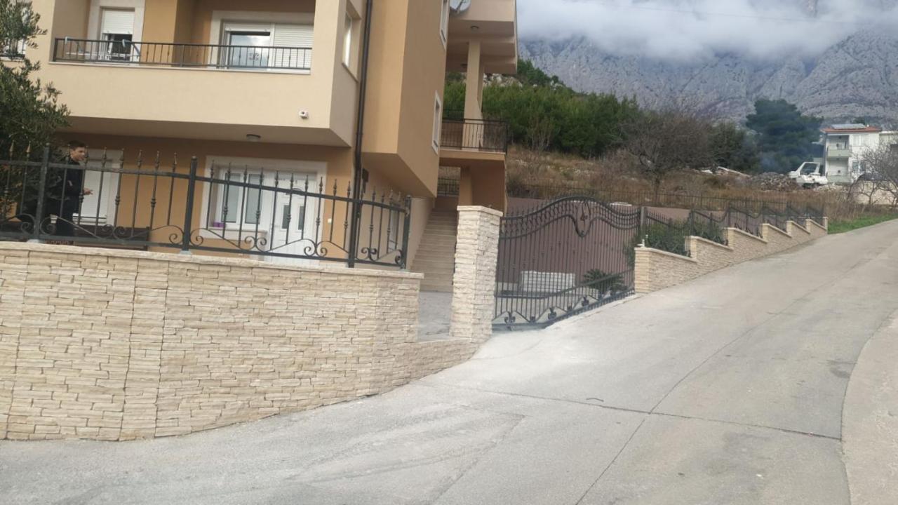 Ferdo 2 Apartment Макарска Екстериор снимка