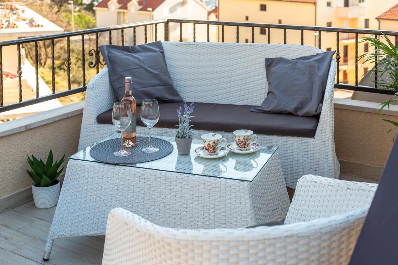 Ferdo 2 Apartment Макарска Екстериор снимка