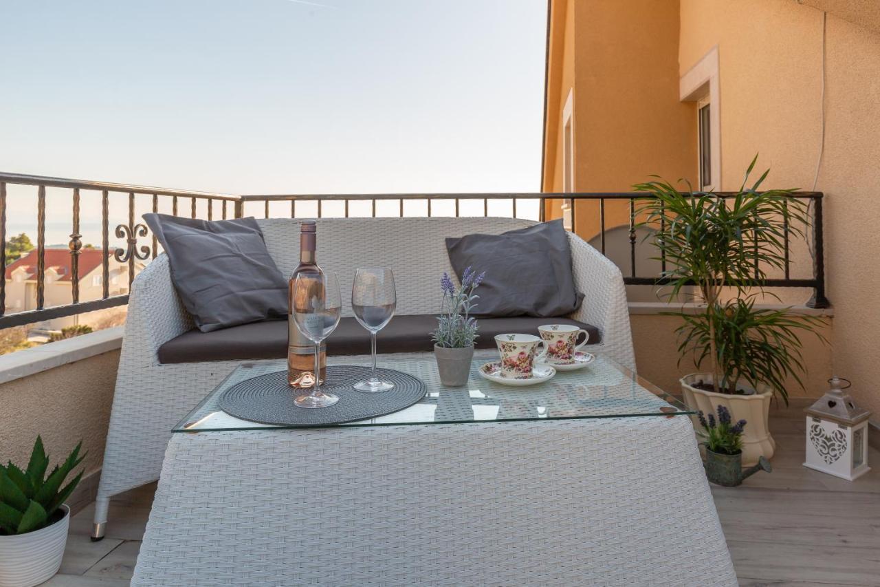 Ferdo 2 Apartment Макарска Екстериор снимка