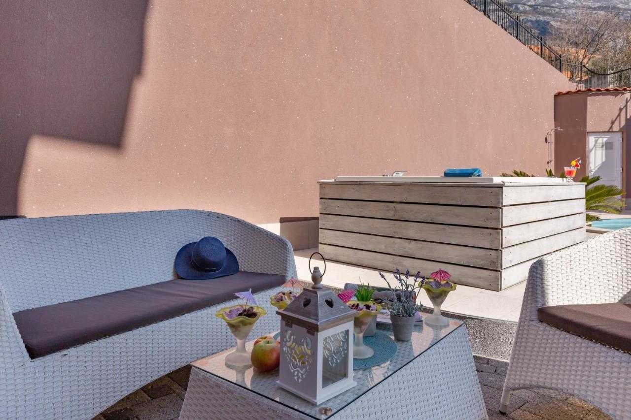 Ferdo 2 Apartment Макарска Екстериор снимка